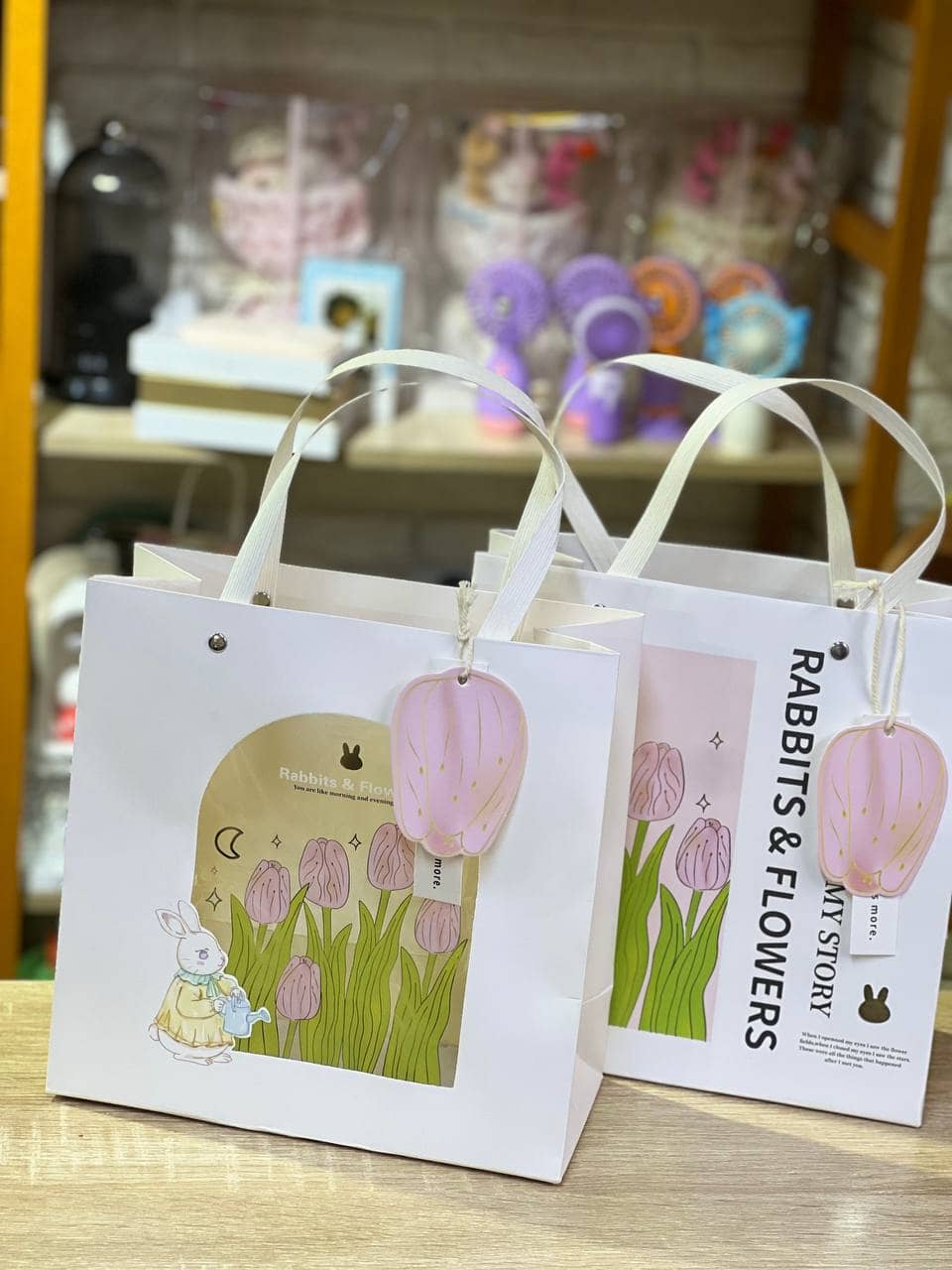 Сумка подарочная Rabbits & Flowers 1