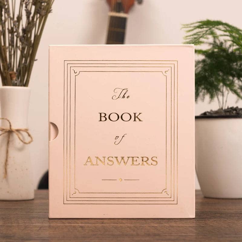 Книга ответов "The book of answers" / Черный 12