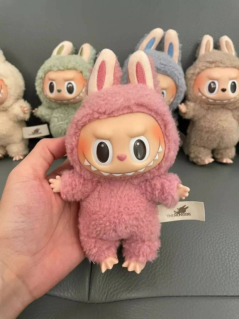 Labubu Exciting Macarone, 17 см 3