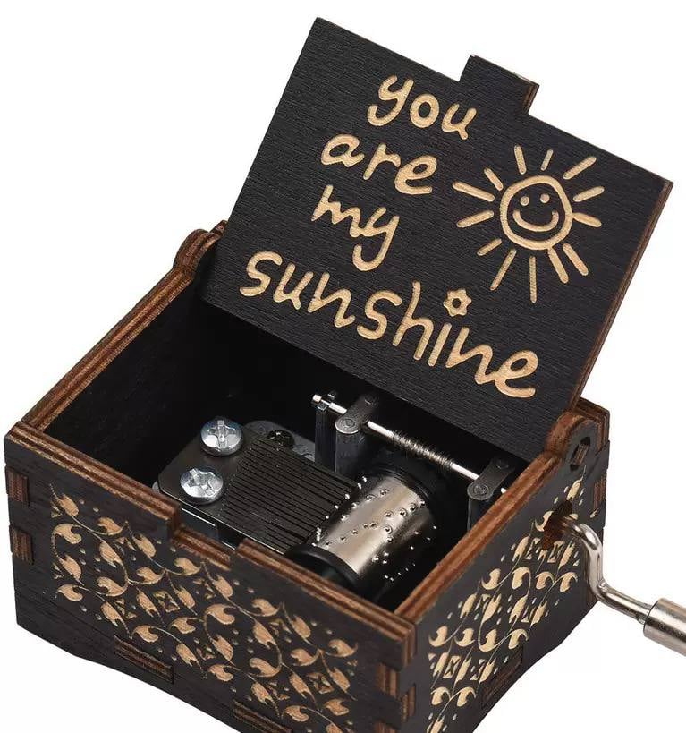 Музыкальная шкатулка деревянная / you are my sunshine
